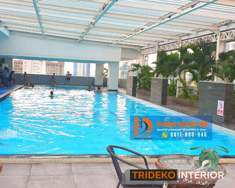 Atap Kolam renang hotel sistem buka tutup
